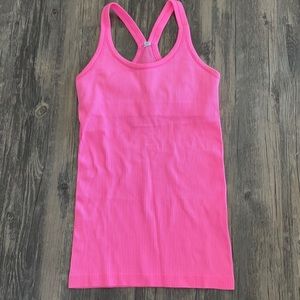 neon pink ebb to street tank